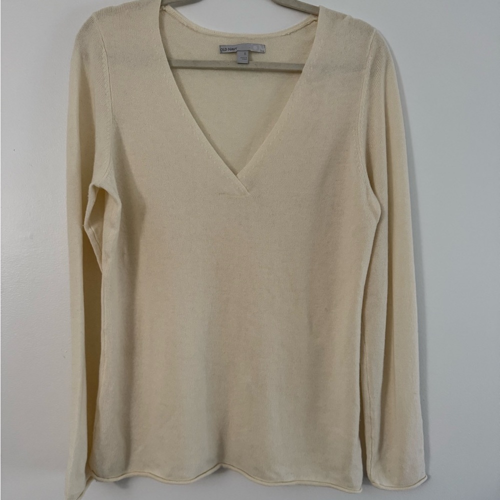 Old Navy 100% Cashmere Women’s V-neck Sweater XL